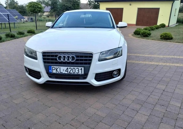 Audi A5 cena 37900 przebieg: 210756, rok produkcji 2011 z Kamieńsk małe 172